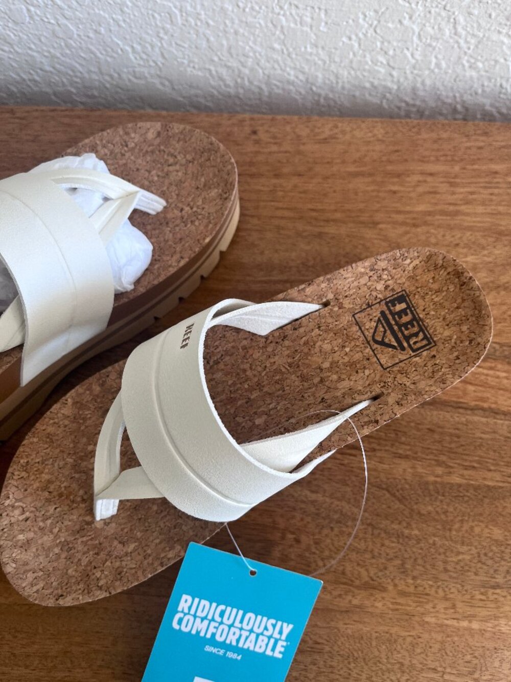 Reef Vista Higher Savanah Platform Thong Sandal in Whisper White 5 - Picture 7 of 12